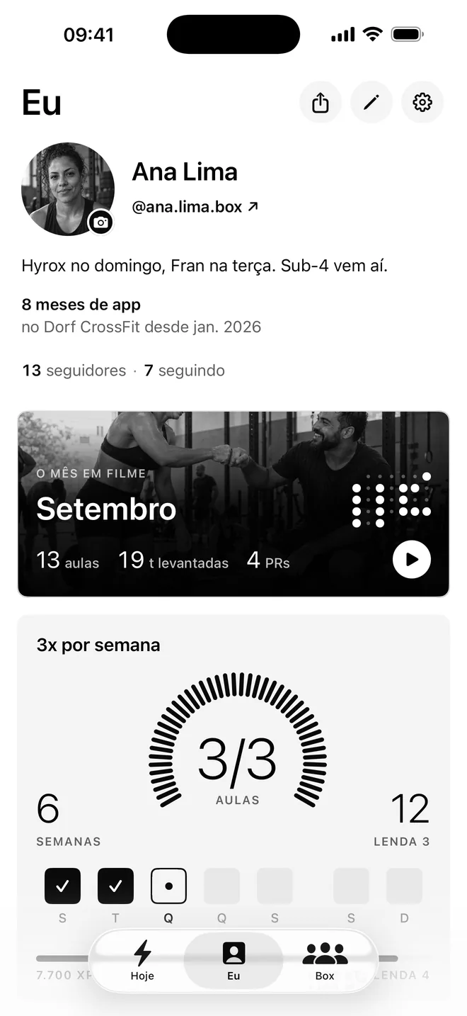 Aba Eu do app, com o perfil, o mês em filme e as aulas da semana